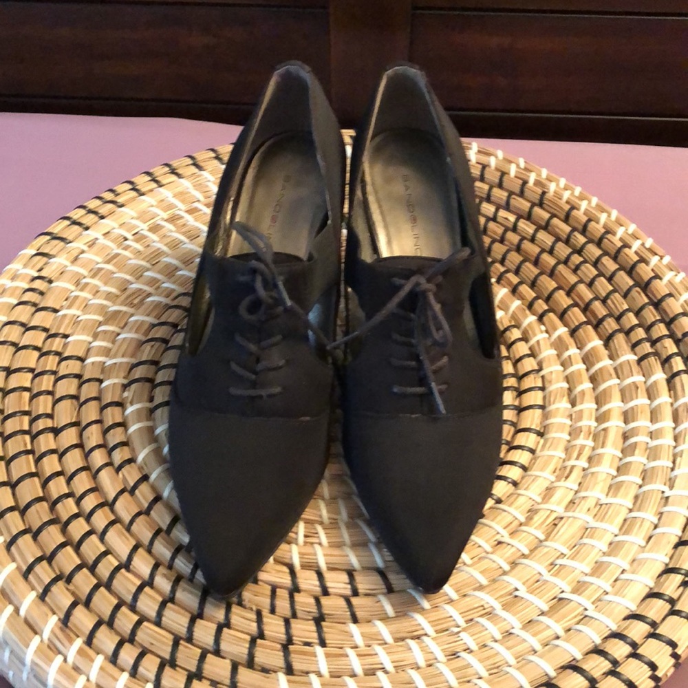 Heels - Picture 2 of 4